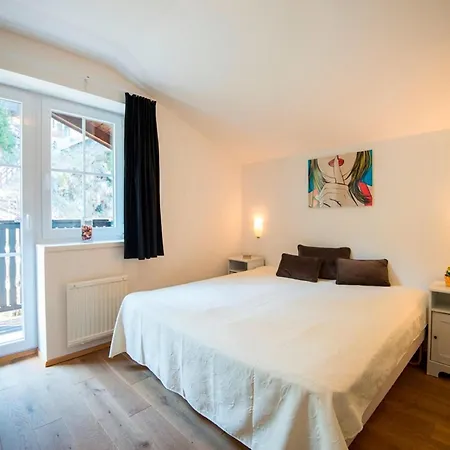 Penthouse In Near Lifts