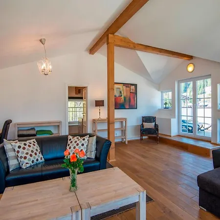 Picturesque With Terrace Apartment