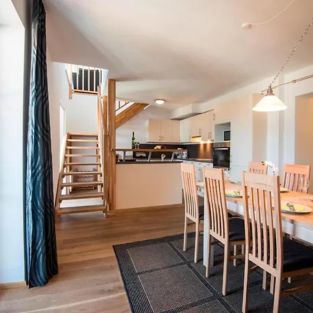 Penthouse In Near Lifts * באד גסטיין